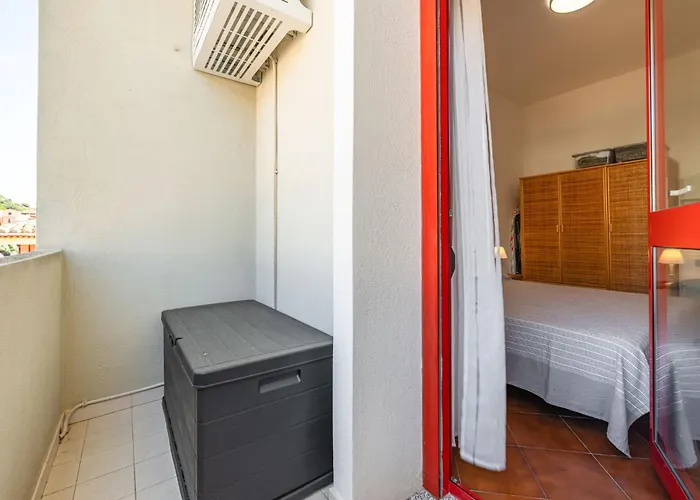 Sala By Interhome * 维拉西米乌斯